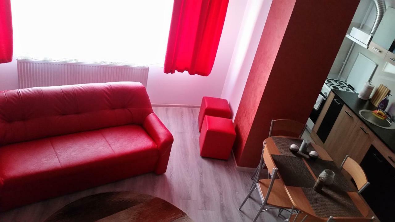 Kolonaki Domus Apartment Iasi Ngoại thất bức ảnh