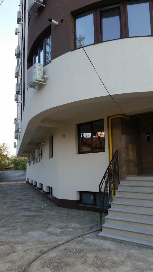 Kolonaki Domus Apartment Iasi Ngoại thất bức ảnh