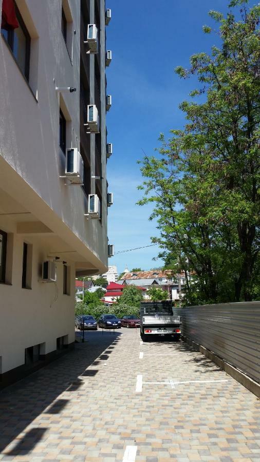 Kolonaki Domus Apartment Iasi Ngoại thất bức ảnh