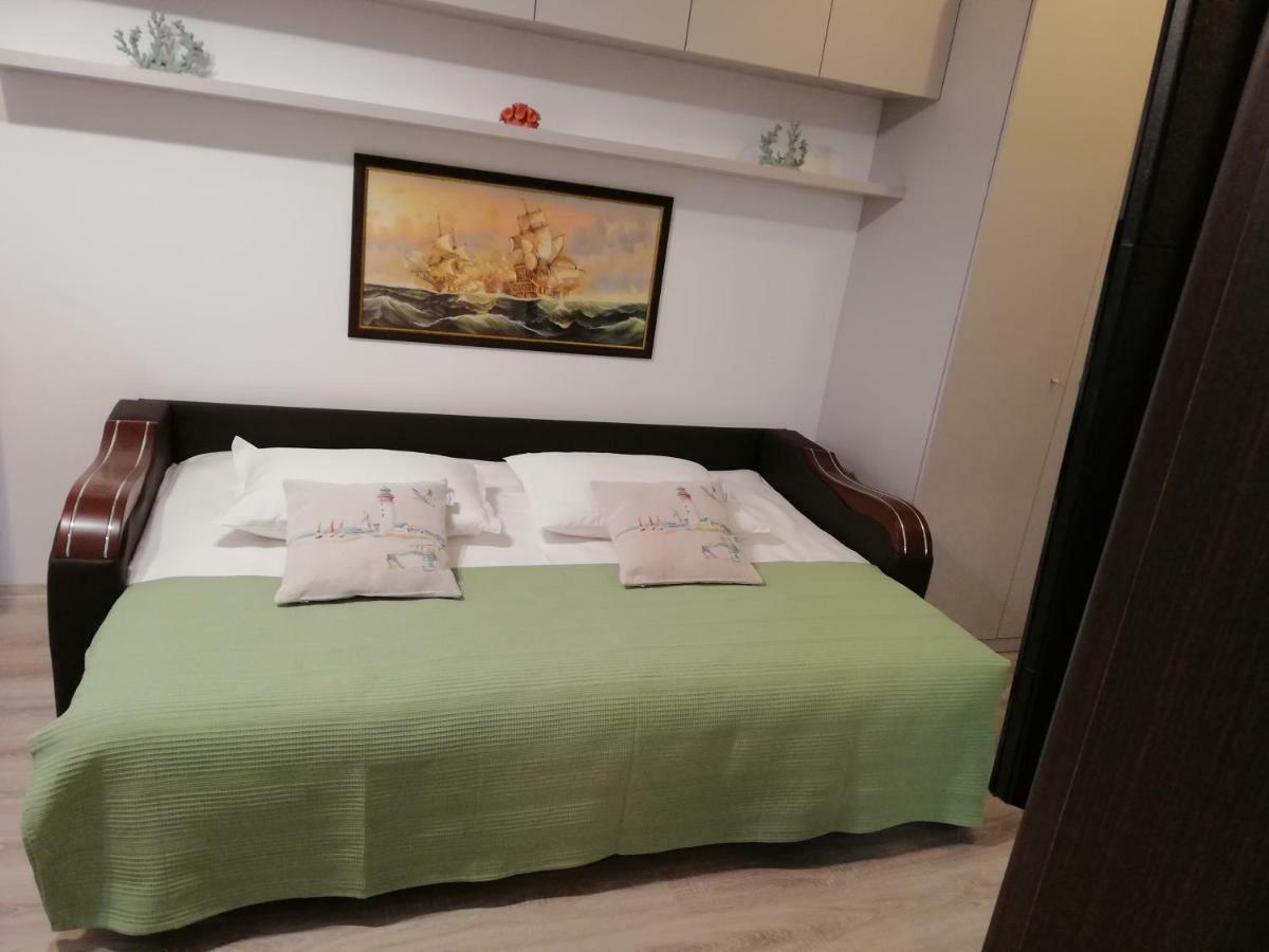 Kolonaki Domus Apartment Iasi Ngoại thất bức ảnh