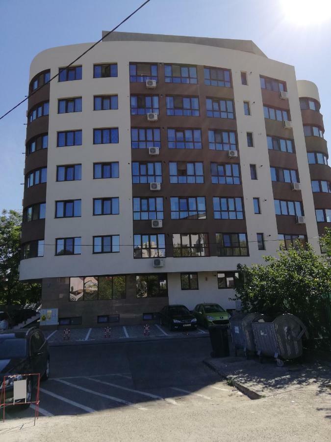 Kolonaki Domus Apartment Iasi Ngoại thất bức ảnh