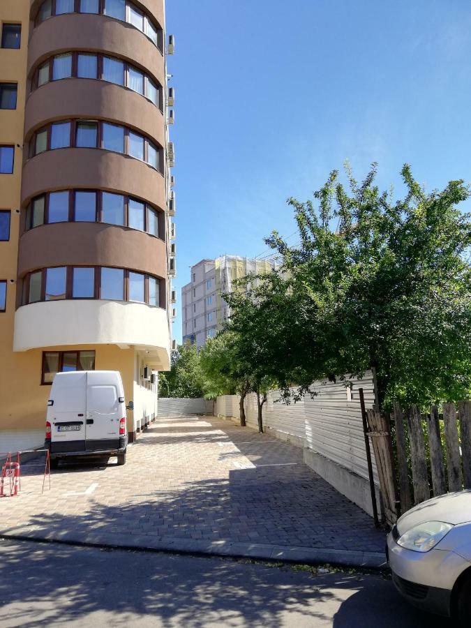 Kolonaki Domus Apartment Iasi Ngoại thất bức ảnh